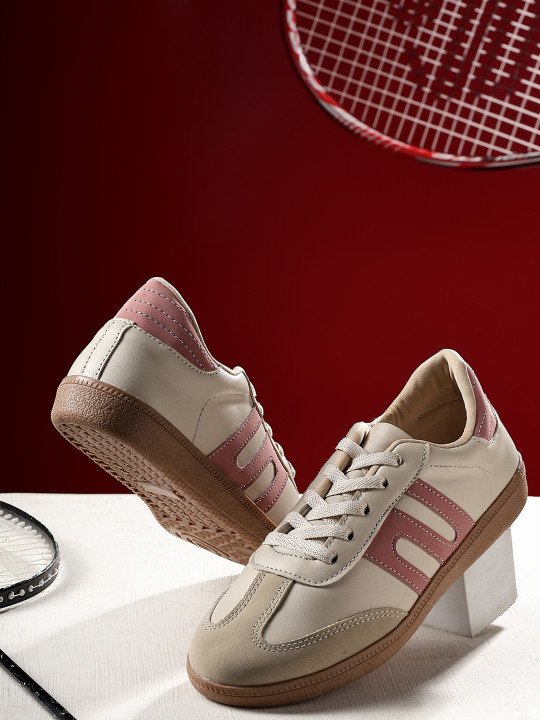 TRASE | Women Colourblocked Lac-Up Sneakers