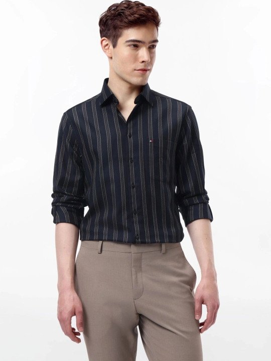 Men Striped Casual Shirt