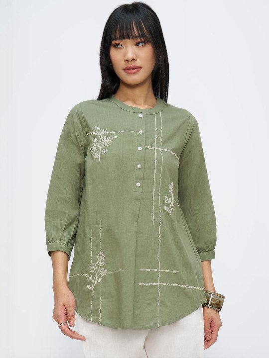 Mandarin Collar Embroidered Ethnic Tunic