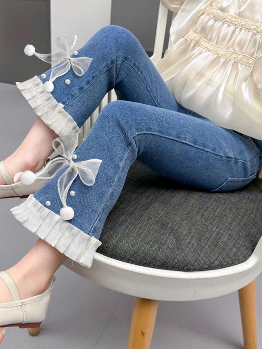 Girls Comfort Relaxed Fit High-Rise Light Fade Embellished Stretchable Jeans