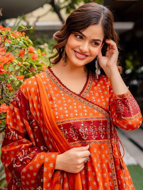 Women Ethnic Motifs Printed Angrakha Pure Cotton Kurta with Trousers & With Dupatta