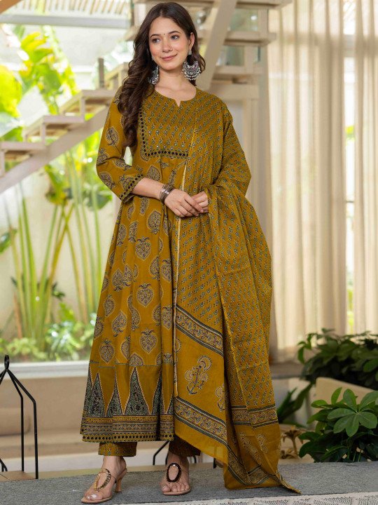 Women Ethnic Motifs Printed Empire Mirror Work Pure Cotton Kurta with Trousers & With Dupatta