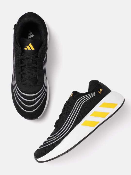 Men CLOUD TEC Black Running Shoes
