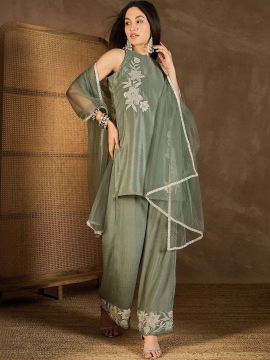 Women Floral Embroidered Regular Kurta with Palazzos & With Dupatta