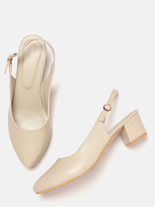 Women Cream-Coloured Solid Pumps