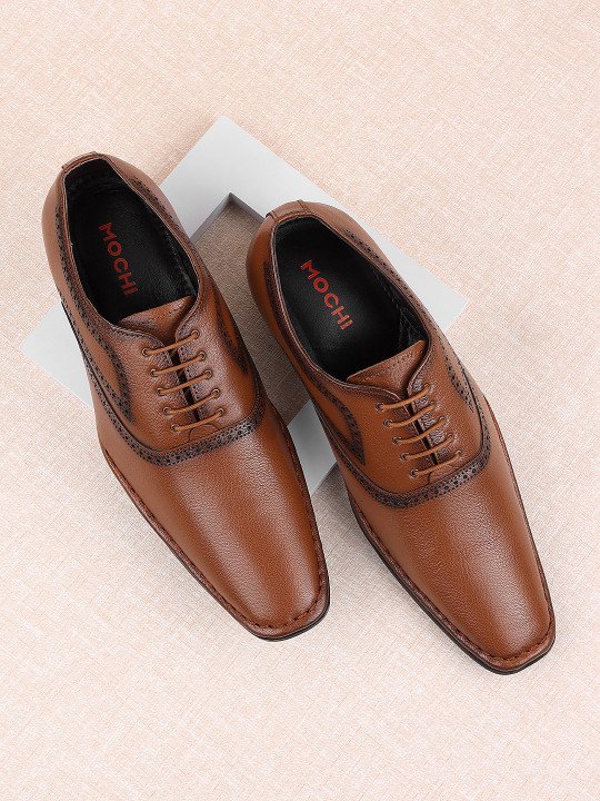 Mochi | Men Tan Brown Textured Leather Formal Oxfords
