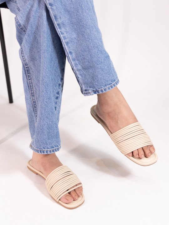 CAI | Women Multi Strapped Flats